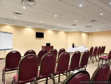 Days By Wyndham 3* Brampton
